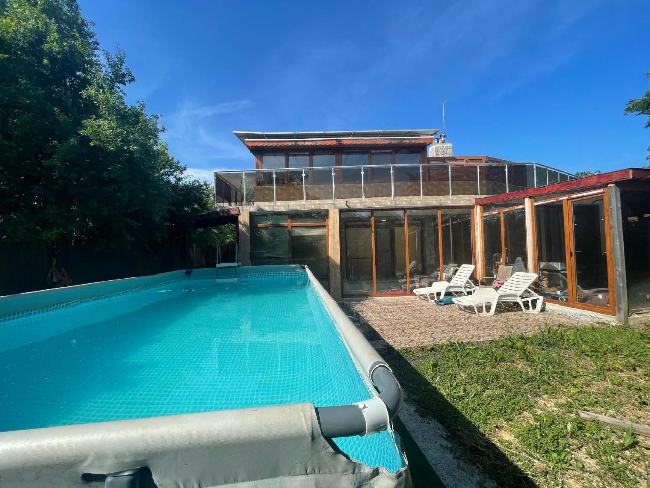 Dety's Guest House