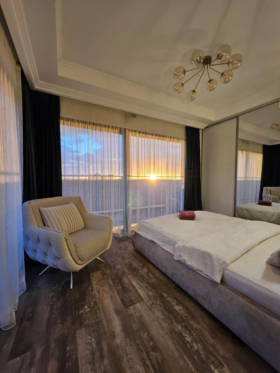 Delux 2 Family Penthouse