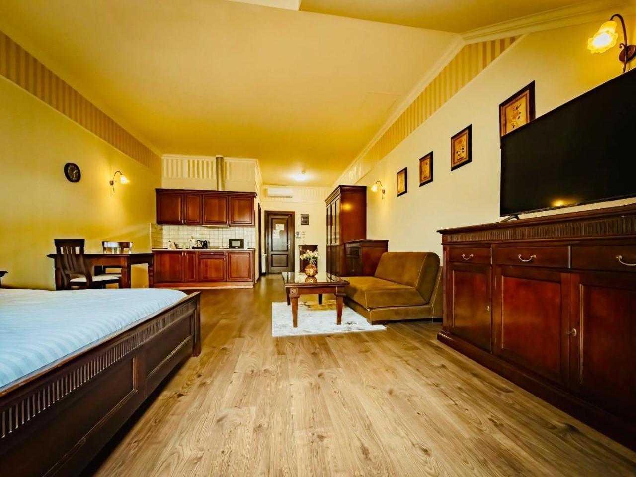 Joy City Stay Studio Platinum Stay