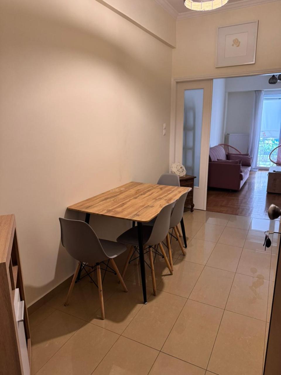 Urban Hermes Apartment