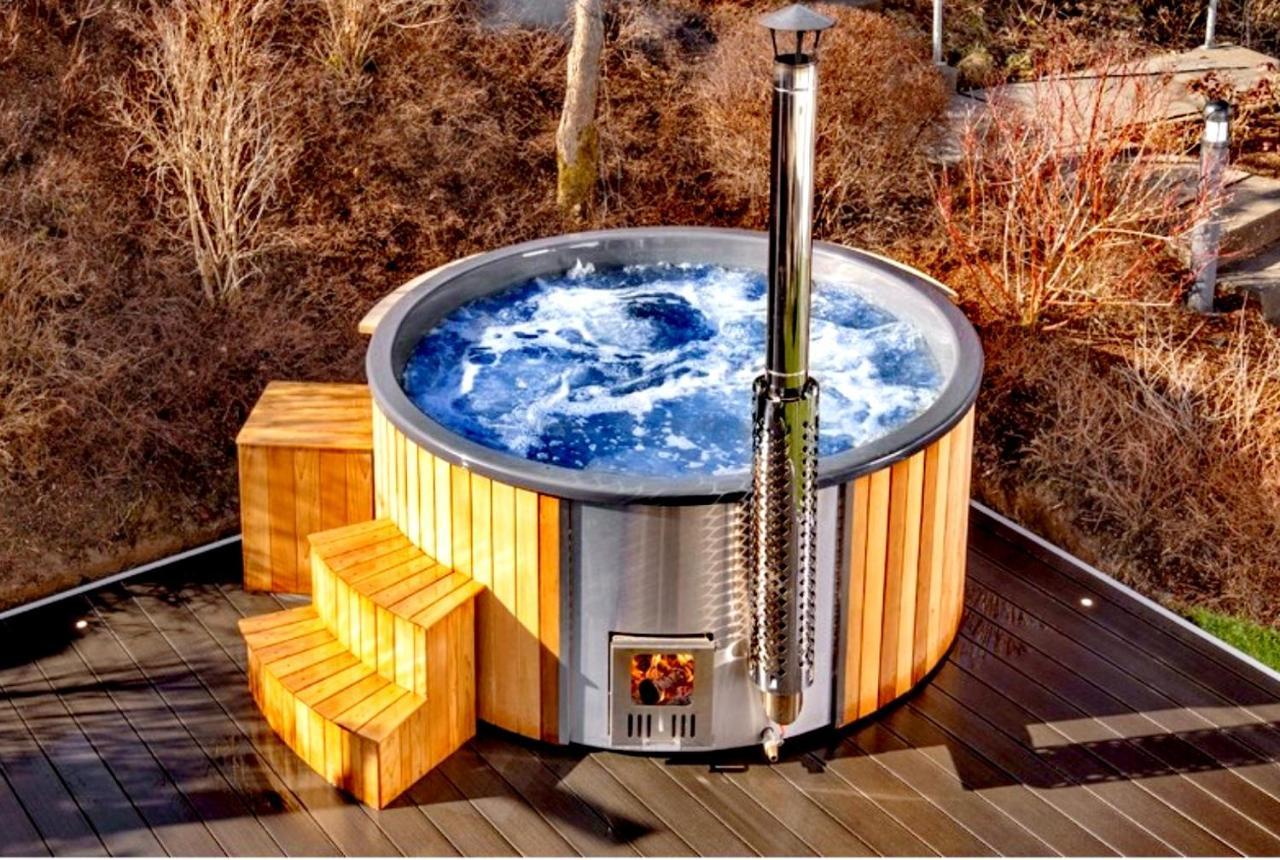 Arbanashki Style-panoramic View With Jacuzzi, Summer-winter Terrace, Kids Area