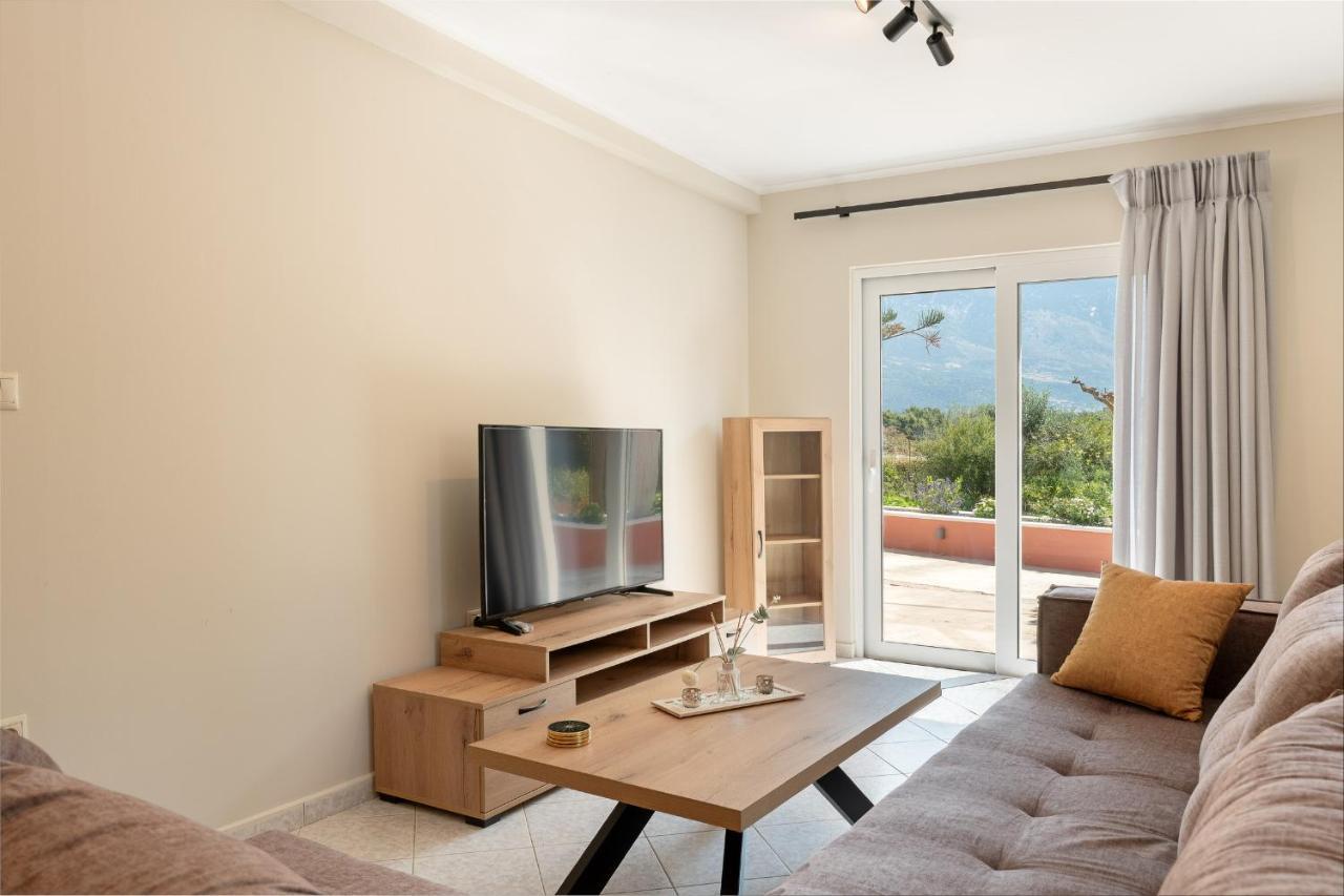 Wildlight House Pessada