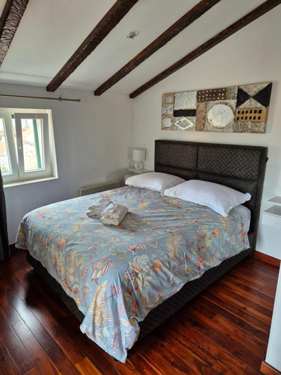 Tomadi Residence