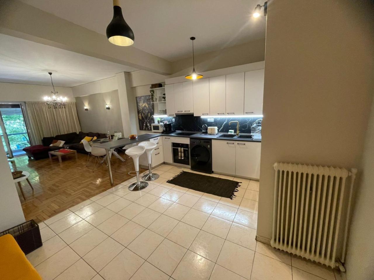 Minimal Central 2br