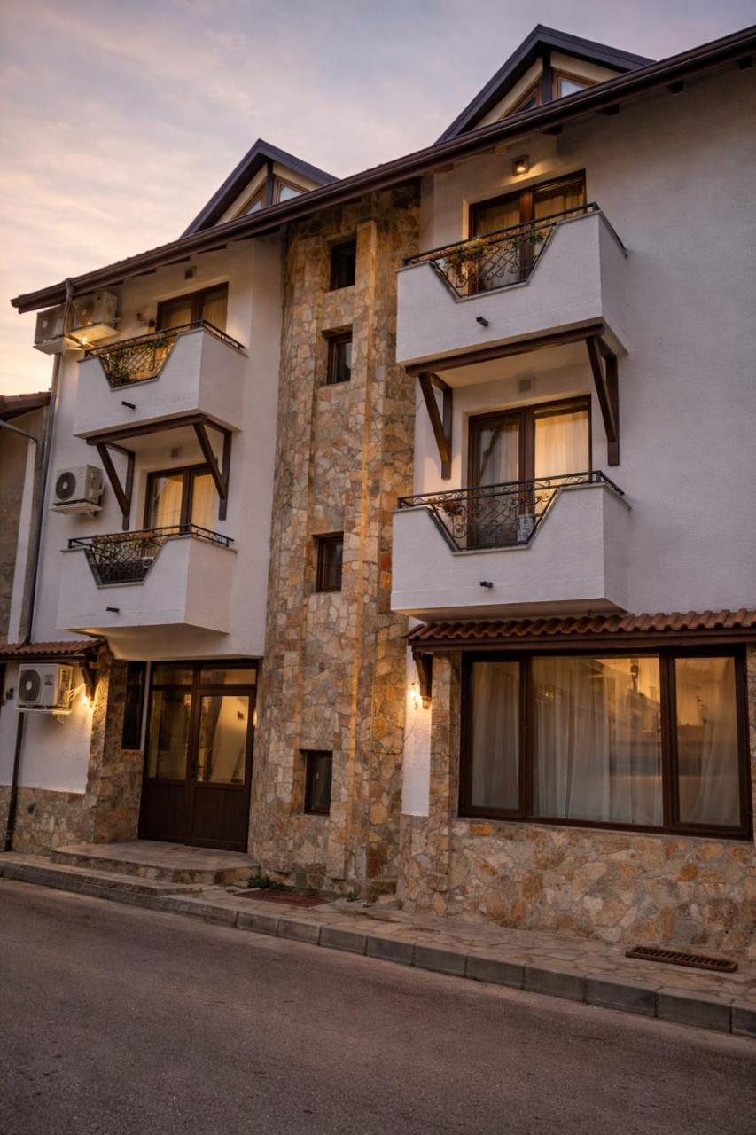 Hotel Rivyrsaid Aneks