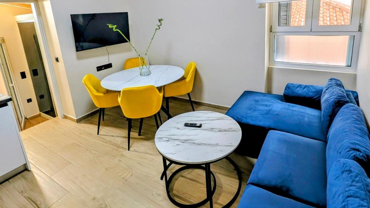 2 Bedroom 1st Floor Heritage Home, Kalithea