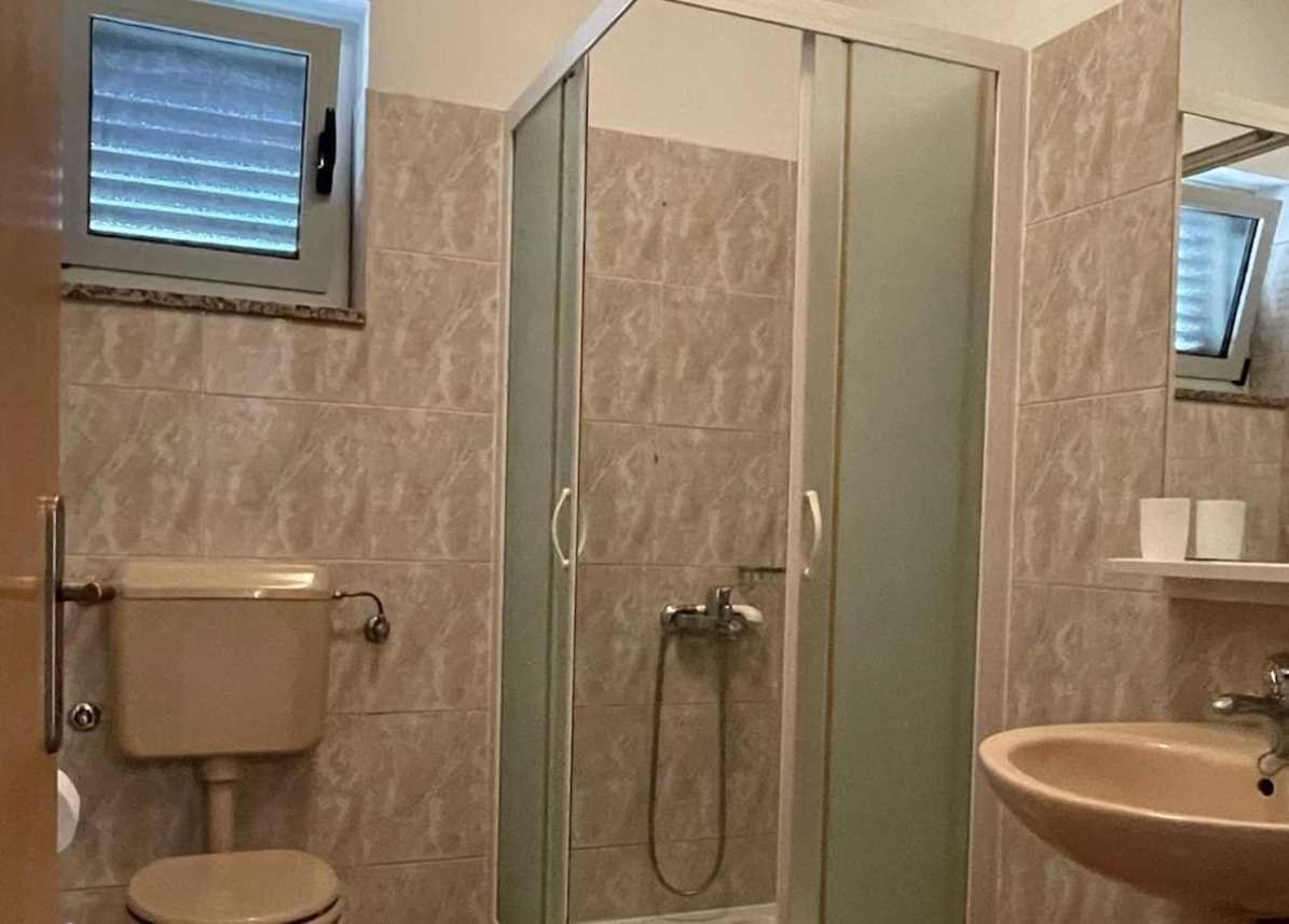 Beachfront Apartments Near Sibenik