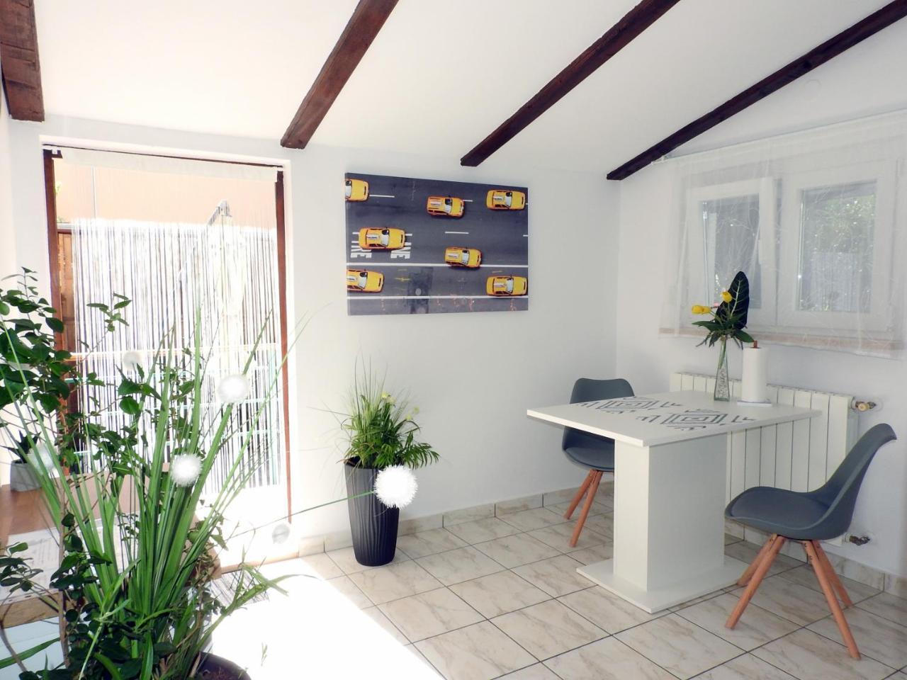 Apartman Ines Stinjan
