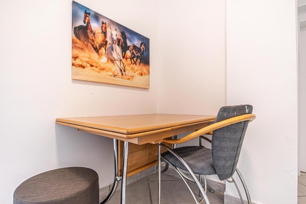 Budget Friendly Private Rooms With Garden