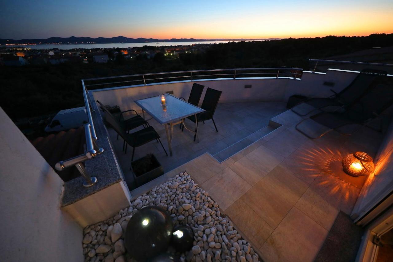 Magic Blue Sky Apartment