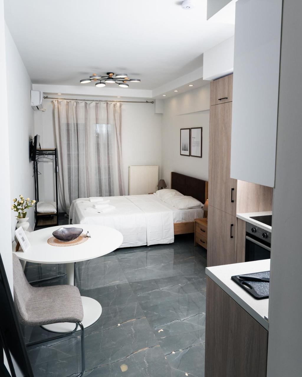 Serene Studio In The City Center Your Calm Oasis