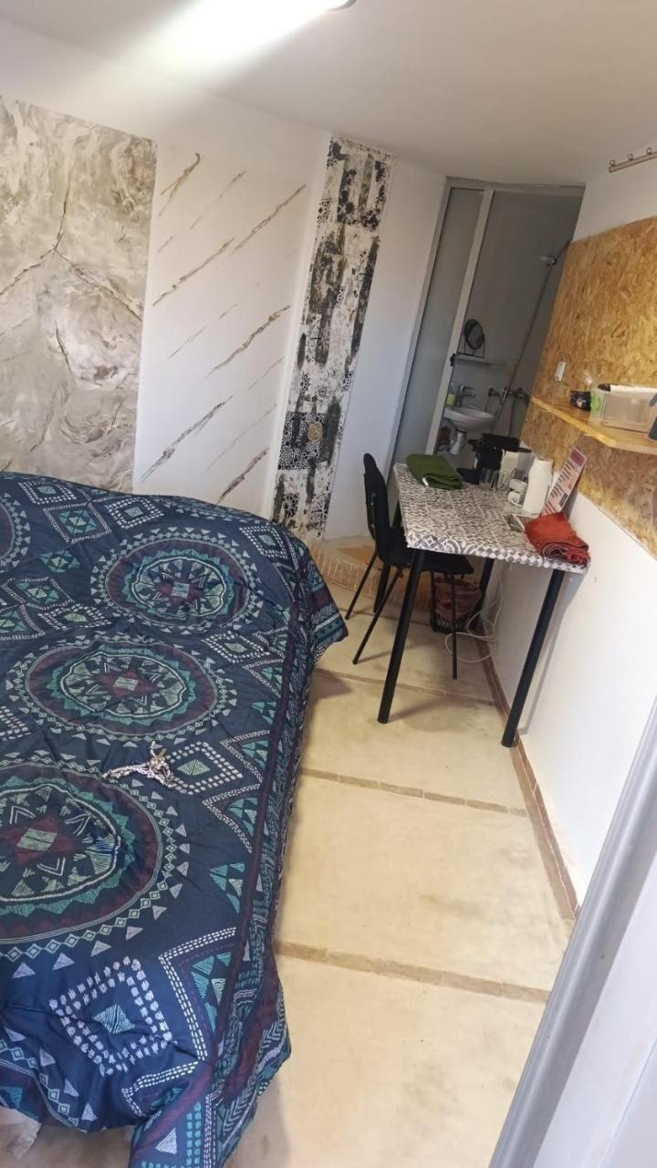 Chambre Individuelle Studio (Adults Only)