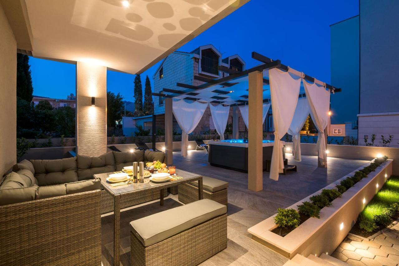 Family Apartment Dubrovnik Private Jacuzzi Terrace, Private Parking