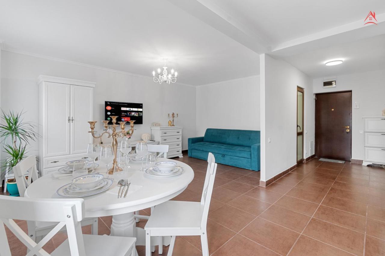 Piperaki Studio Vitan