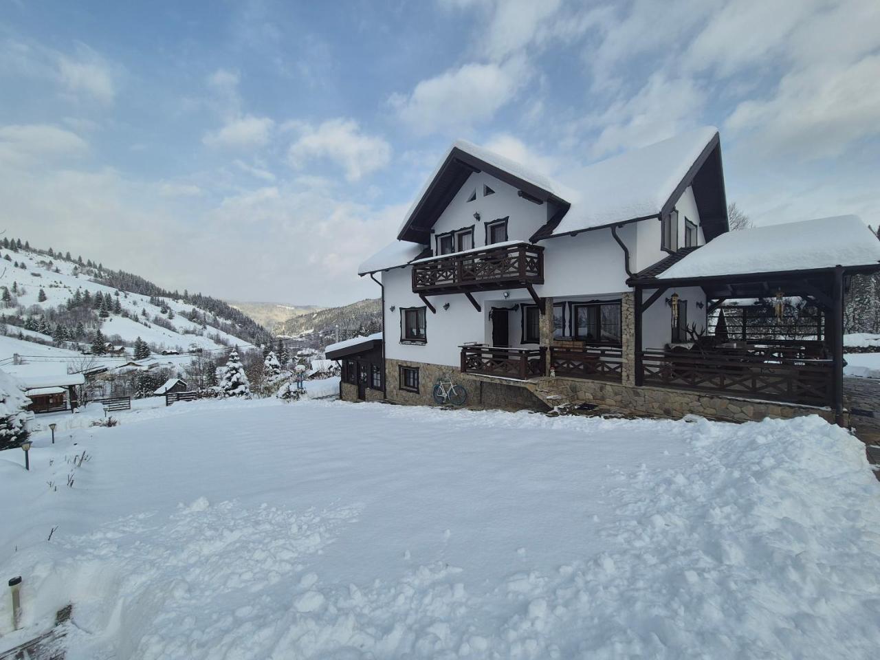 Casa Izvorul Raraului