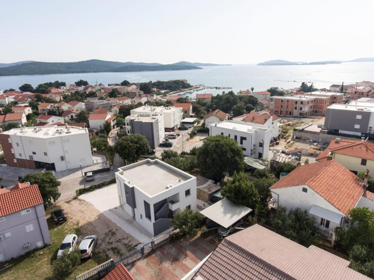 Apartmani Marin D & A