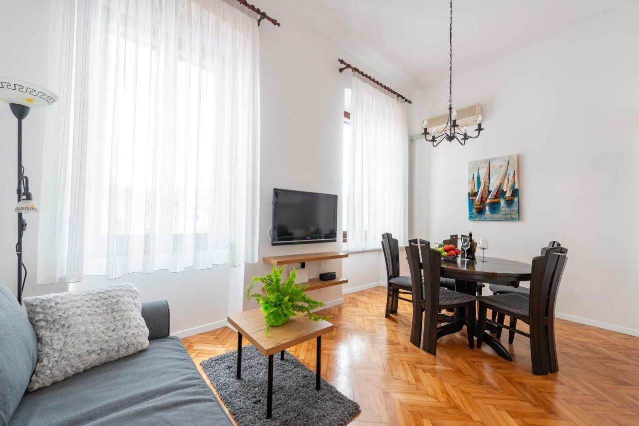Sweet Apartman In The City Center