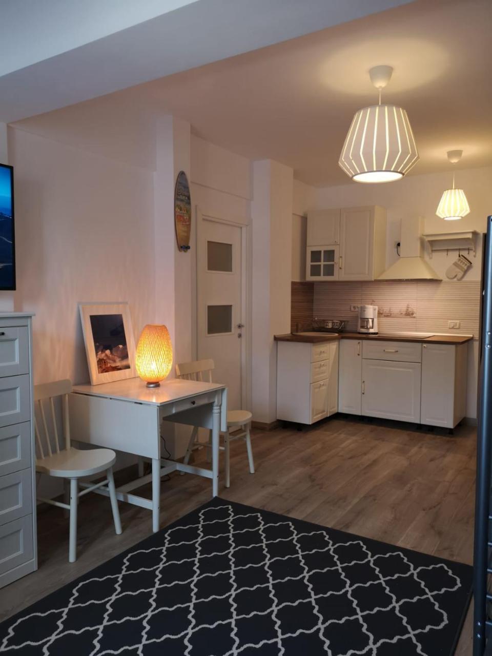 Casin Studio Flat5 Min To Beachnetflixa/c