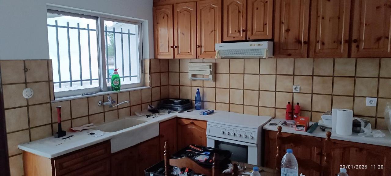 Avra Airport Retreat Artemida