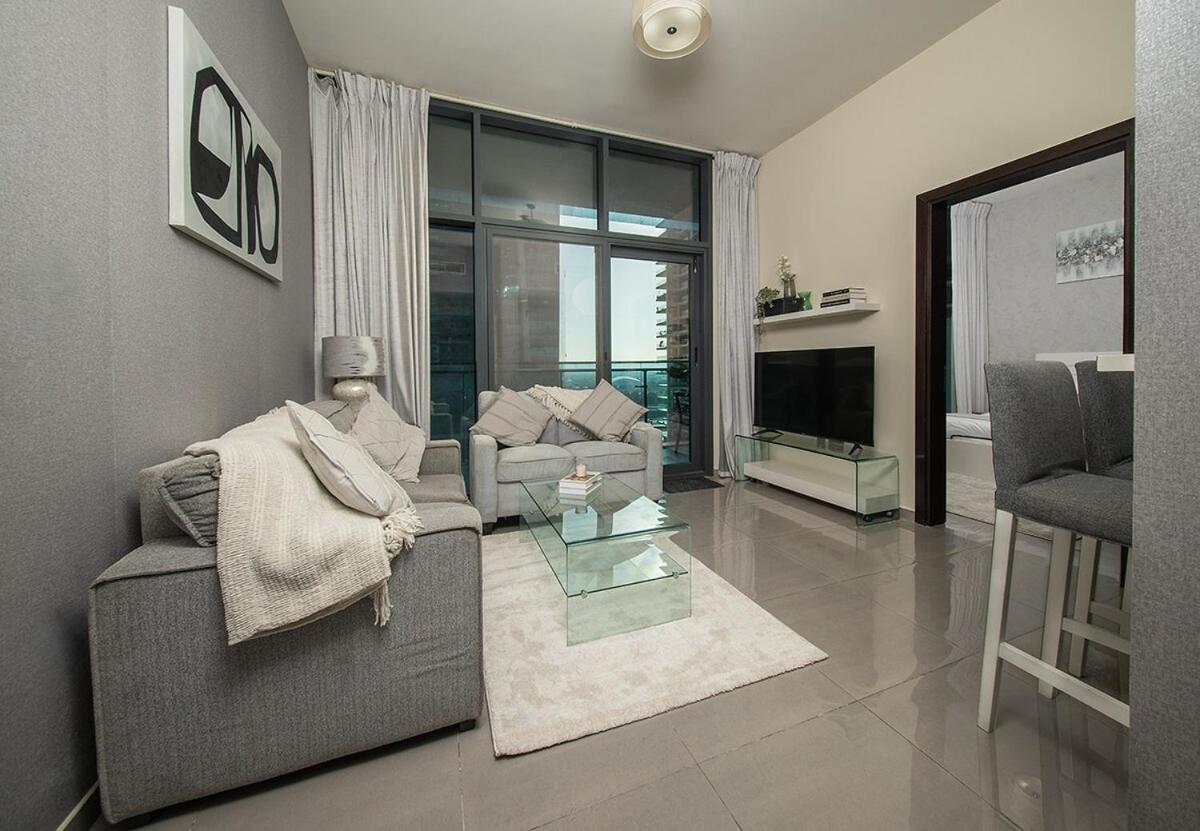 Stylish 2br in Merano Tower Business Bay