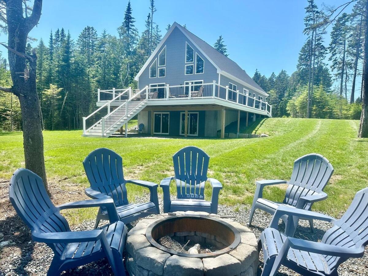 New 2023 Waterfront Home Near Acadia with Hot Tub