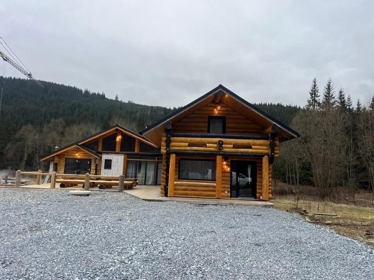 Panoramic Chalet