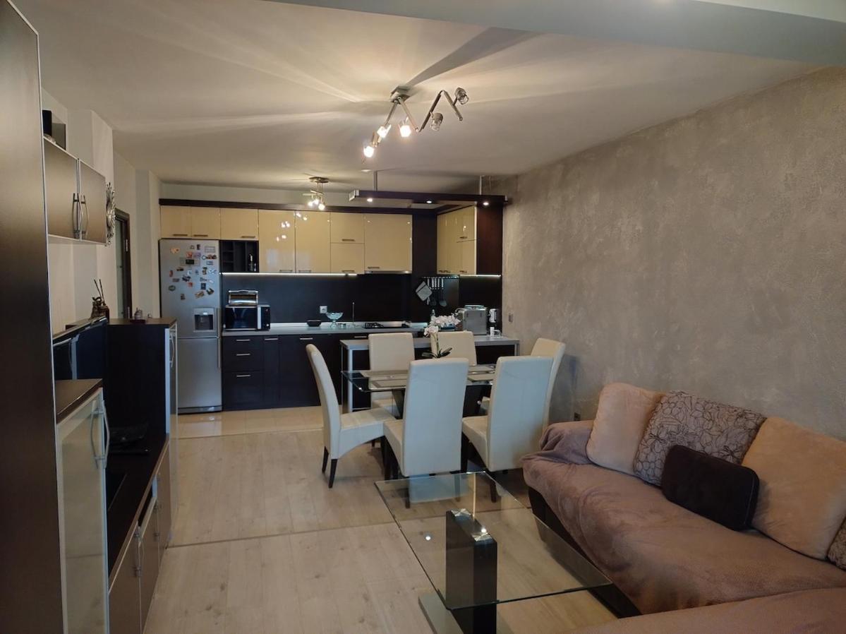 Apartment Near Bulgaria Boulevard