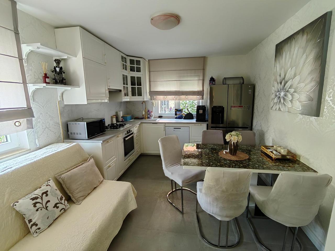 Apartments Jadra Omis