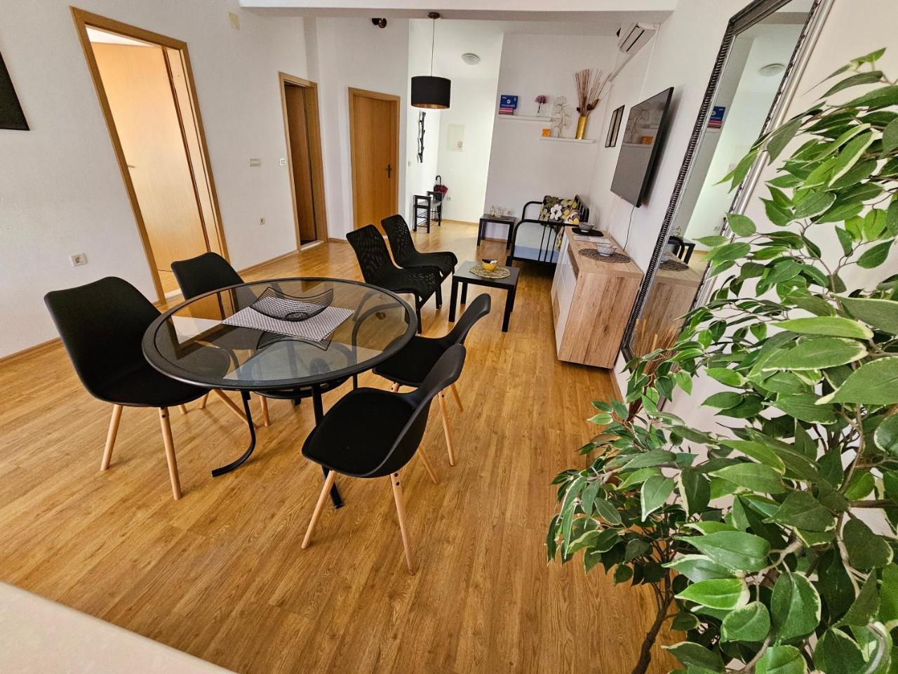 Apartmani Nikmar