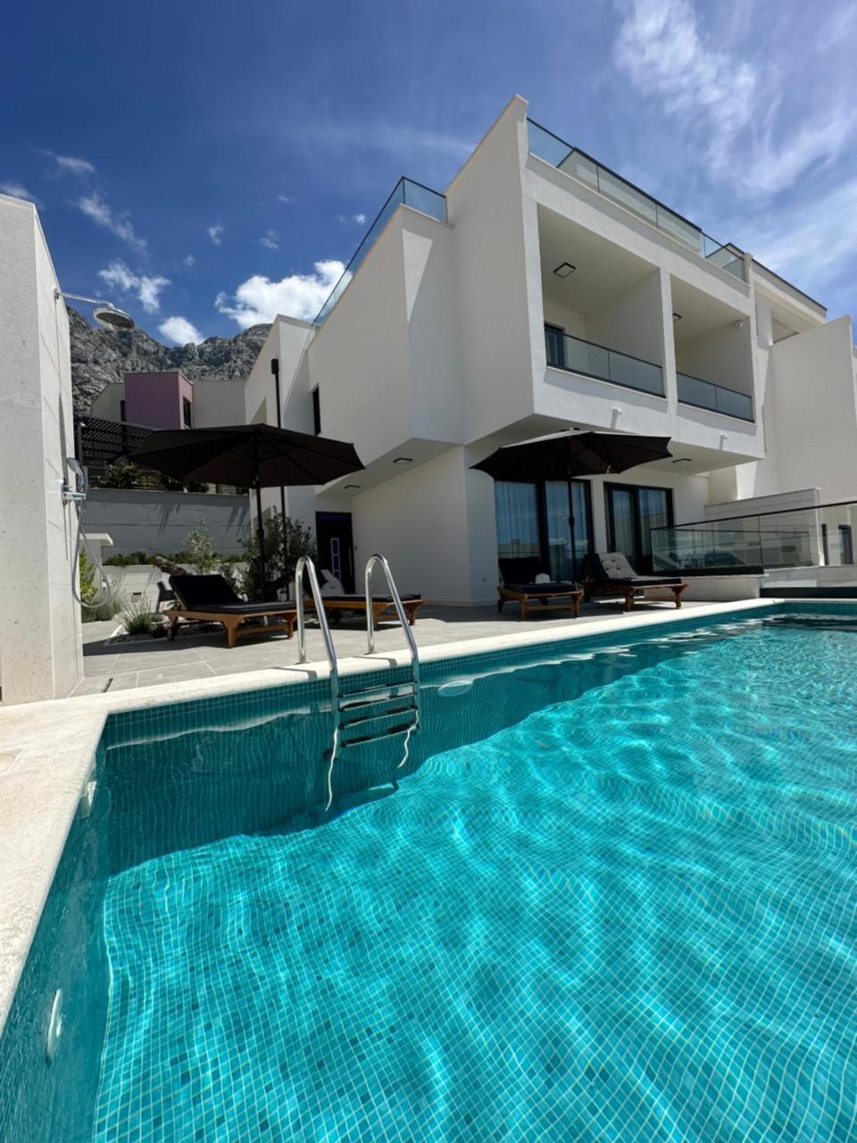 White Stone Villa