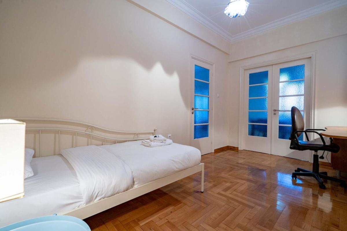 Blue Harmony 3br Heart Of Athens by S