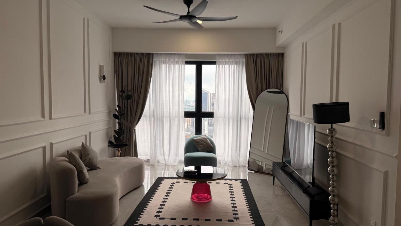 Agile Residence Sky View Suites