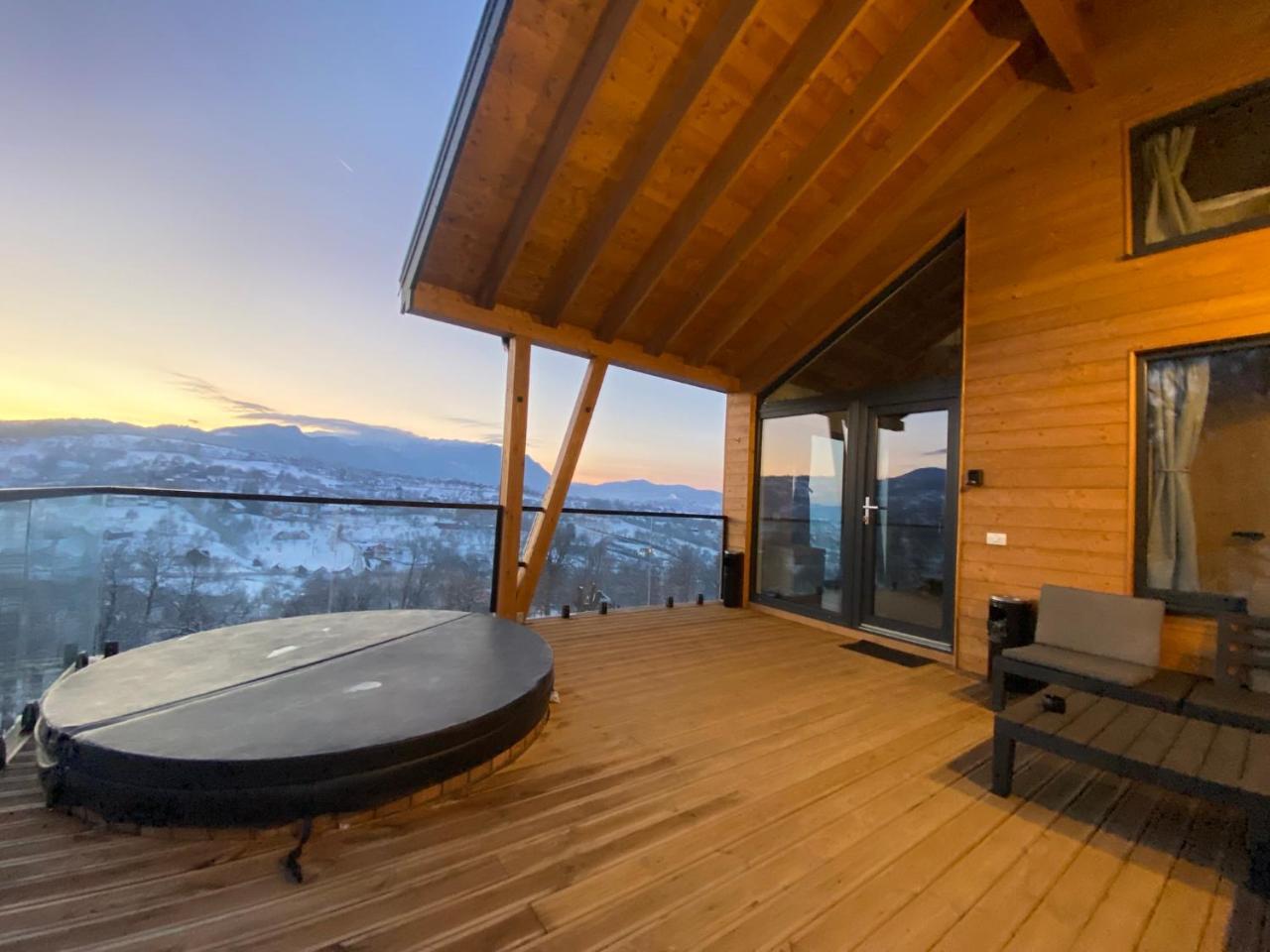 Royal Hill-prince Chalet- Mountain View And Hot Tub