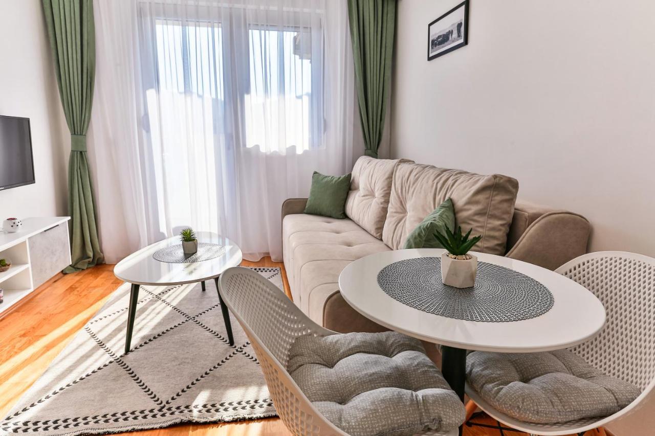 Sonja Apartment