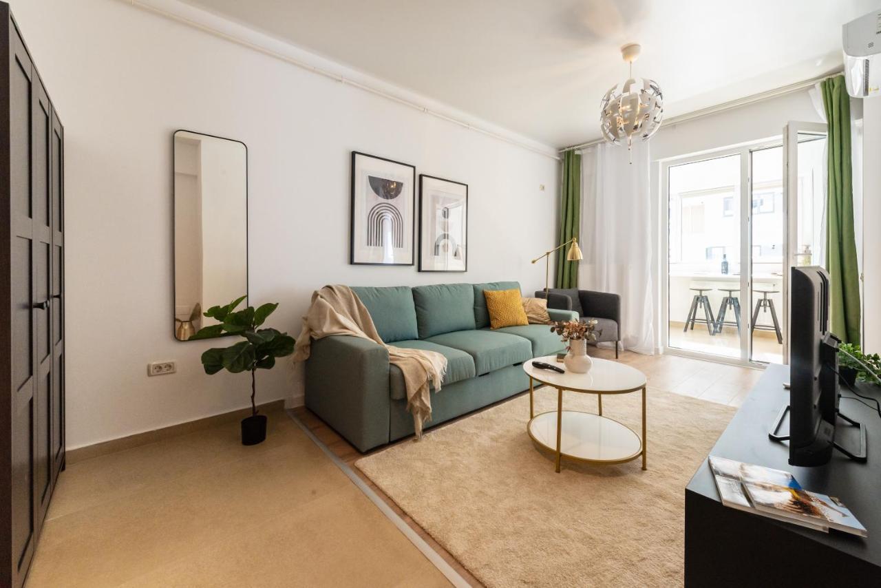 Central Residence Apartment 925
