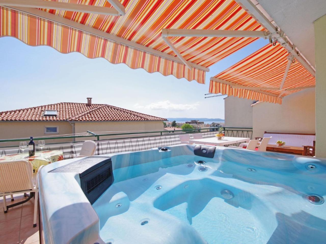 Apartment Apartment Mit Drei Schlafzimmern Whirlpool Und Meerblick by Interhome