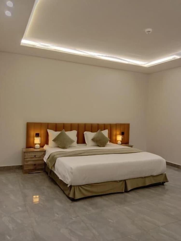 Calm Serviced Apartments 1