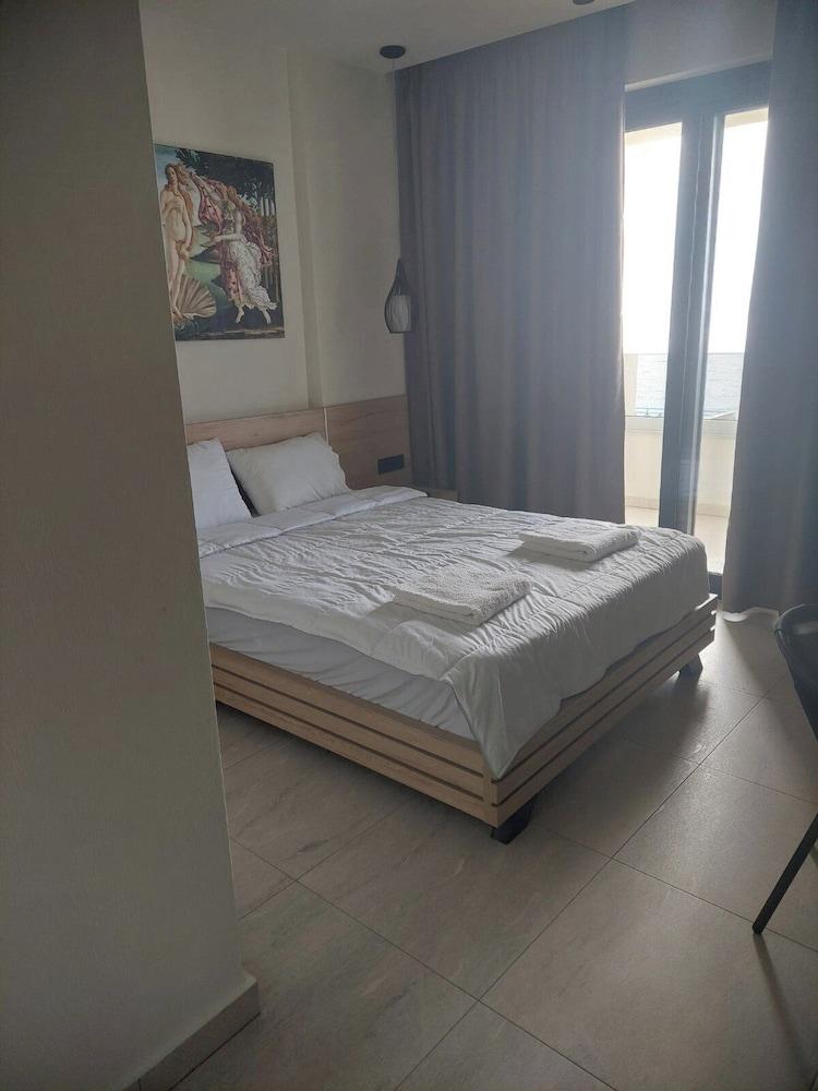 Aeli Vista Apartments