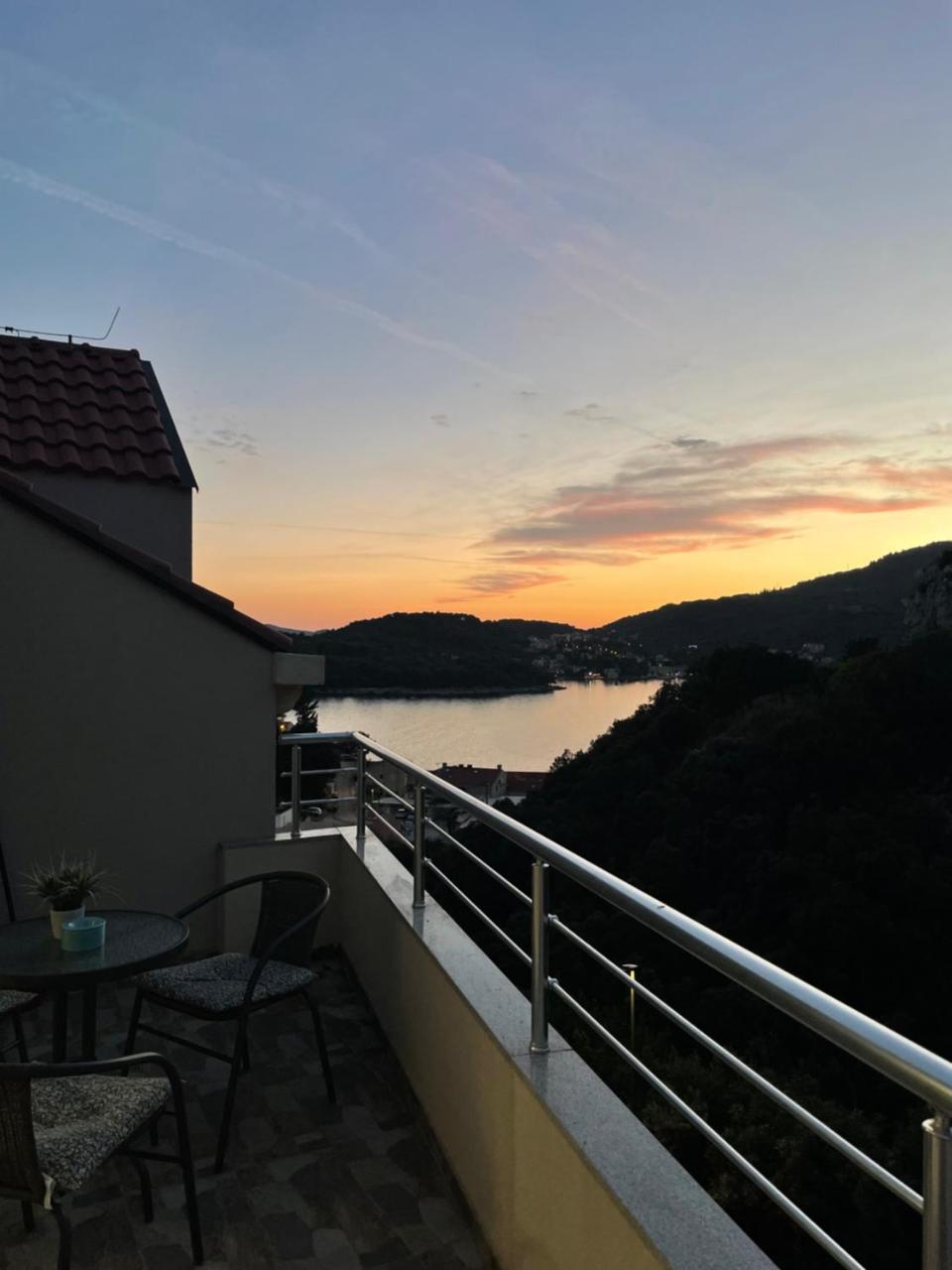 Peaceful Apartment Near The Beach Sole