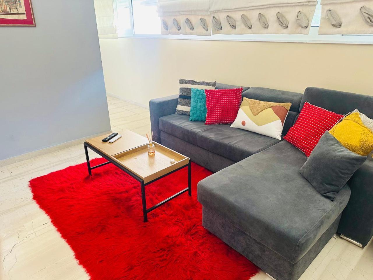 Royal Red Suite No 1, Piraeus Port