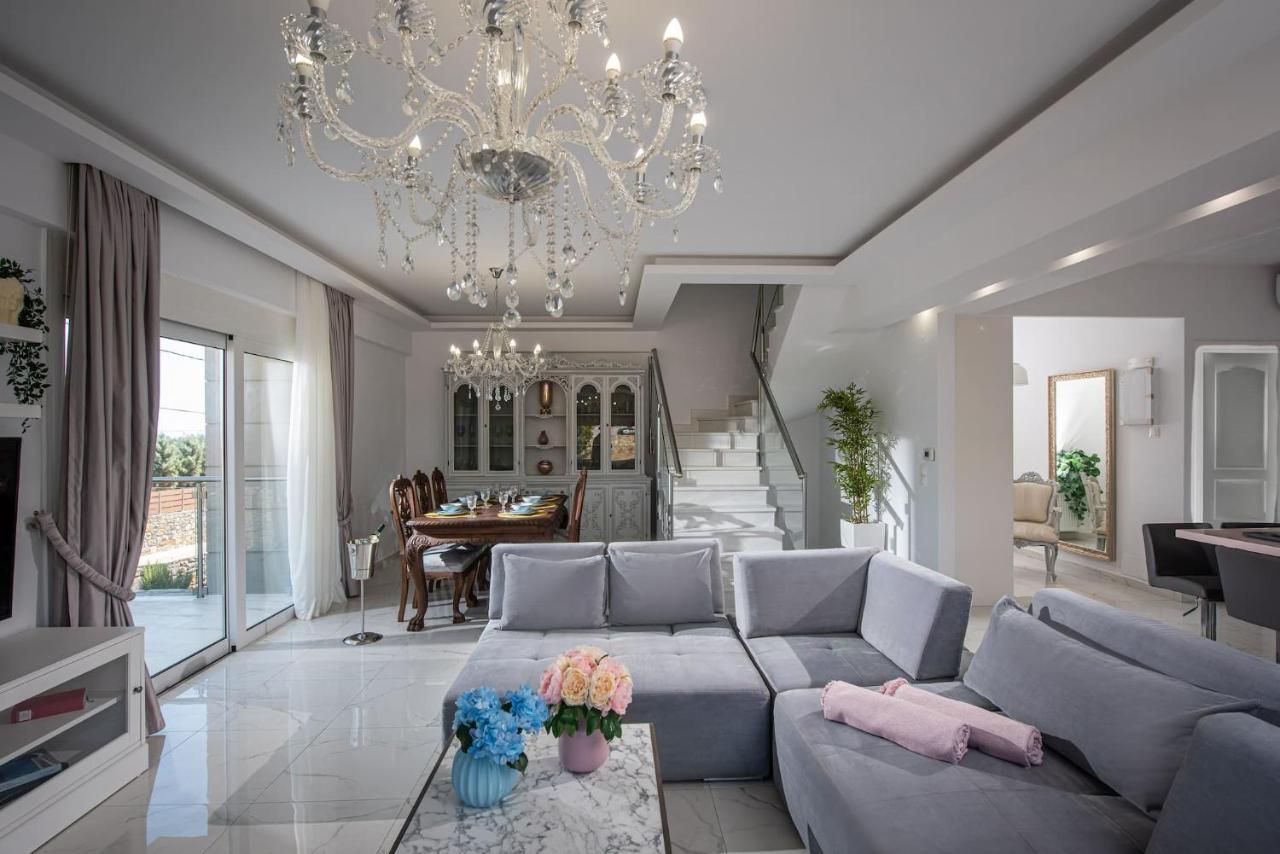 Villa Ira