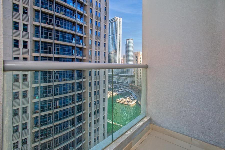 Stunning 2 Bedroom Apartment in Jbr with Balcony