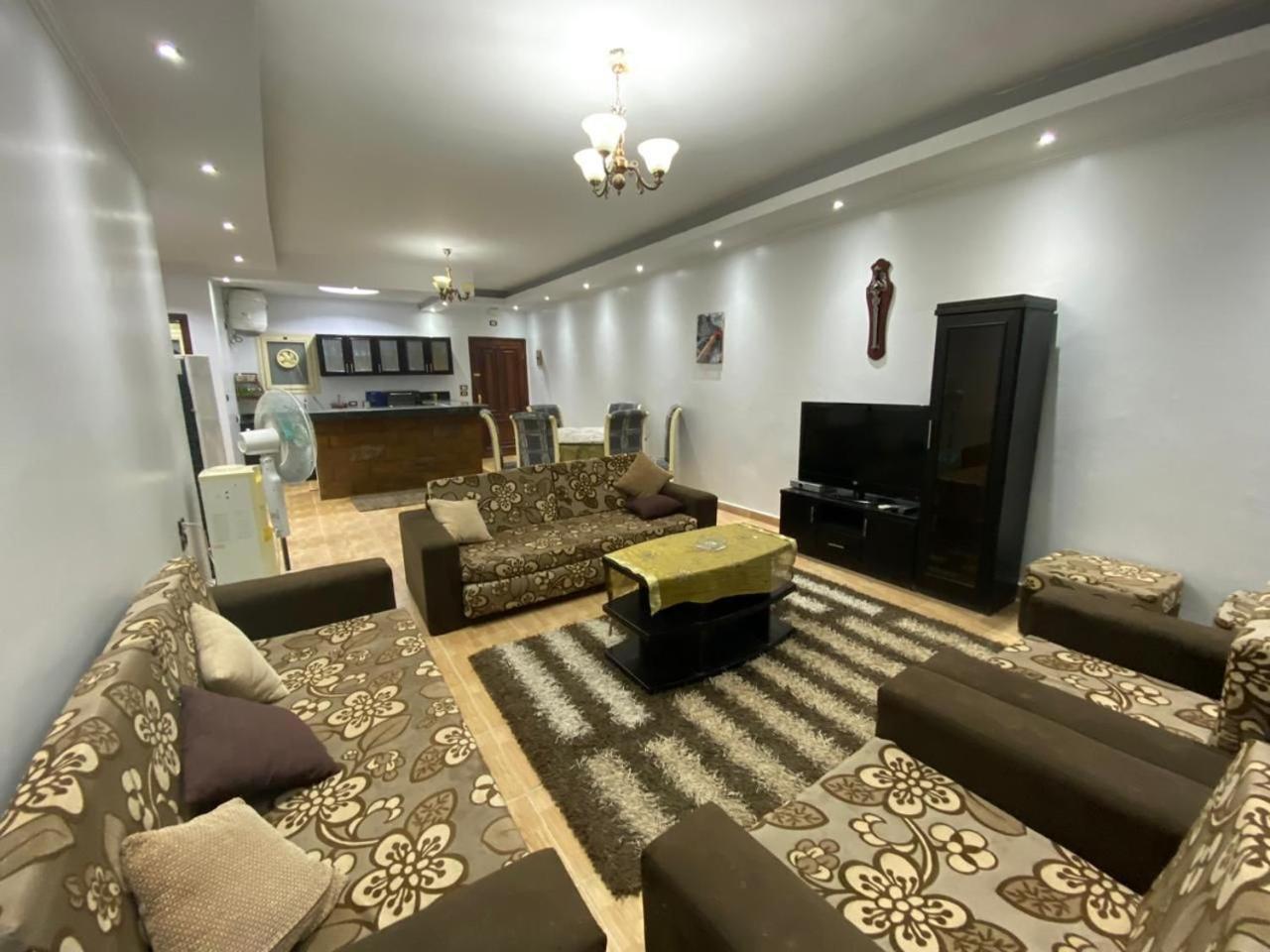 Amwaj Compound
