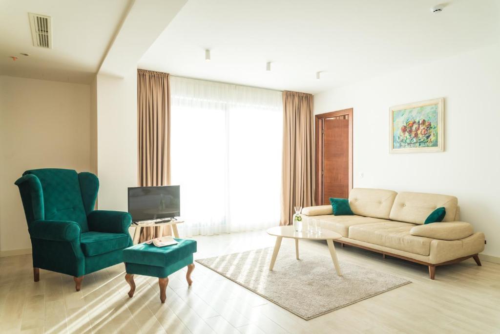 Hotel Kadmo by Aycon