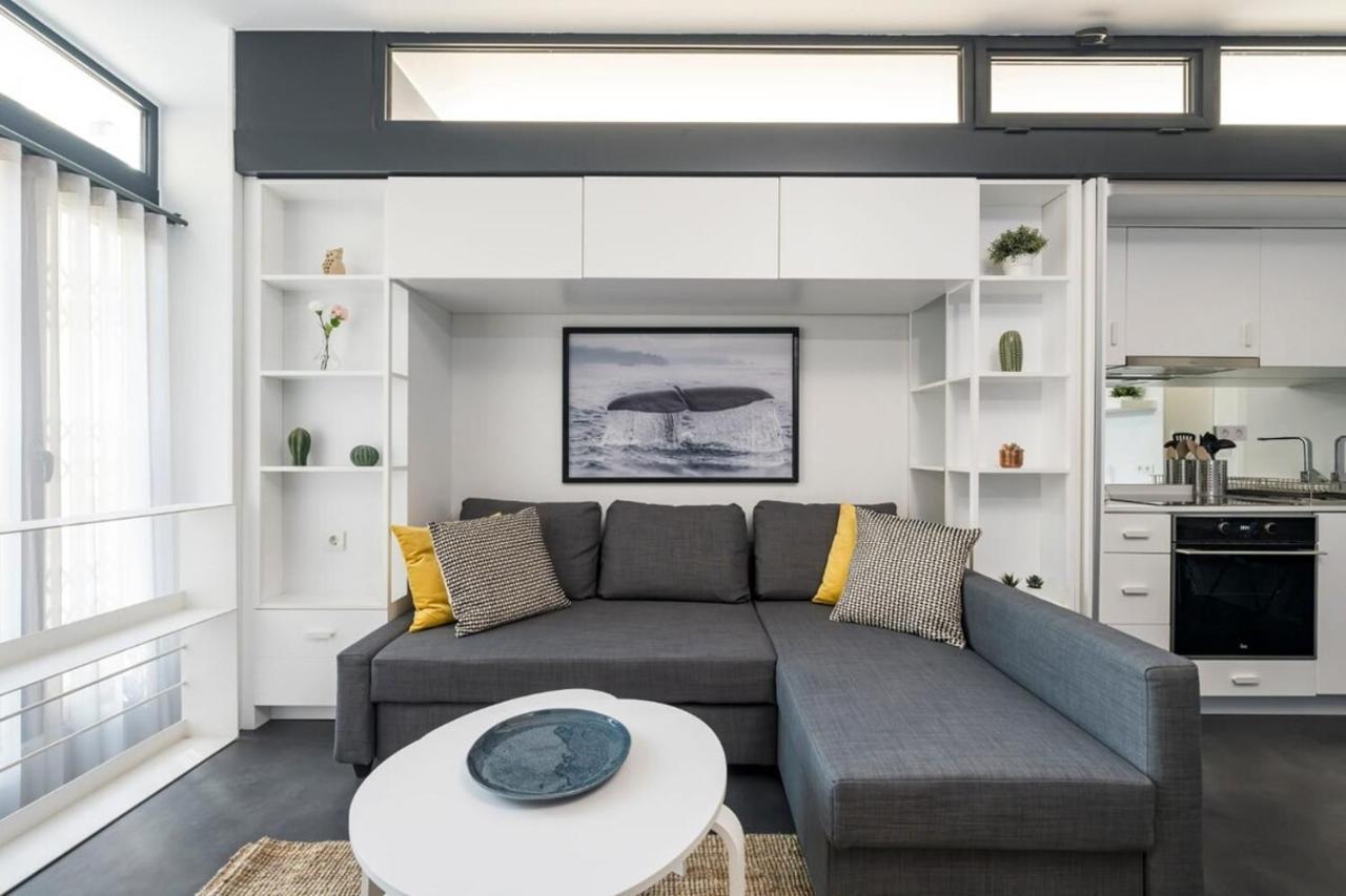 Newly Designed Central Modern Smart Duplex! #143