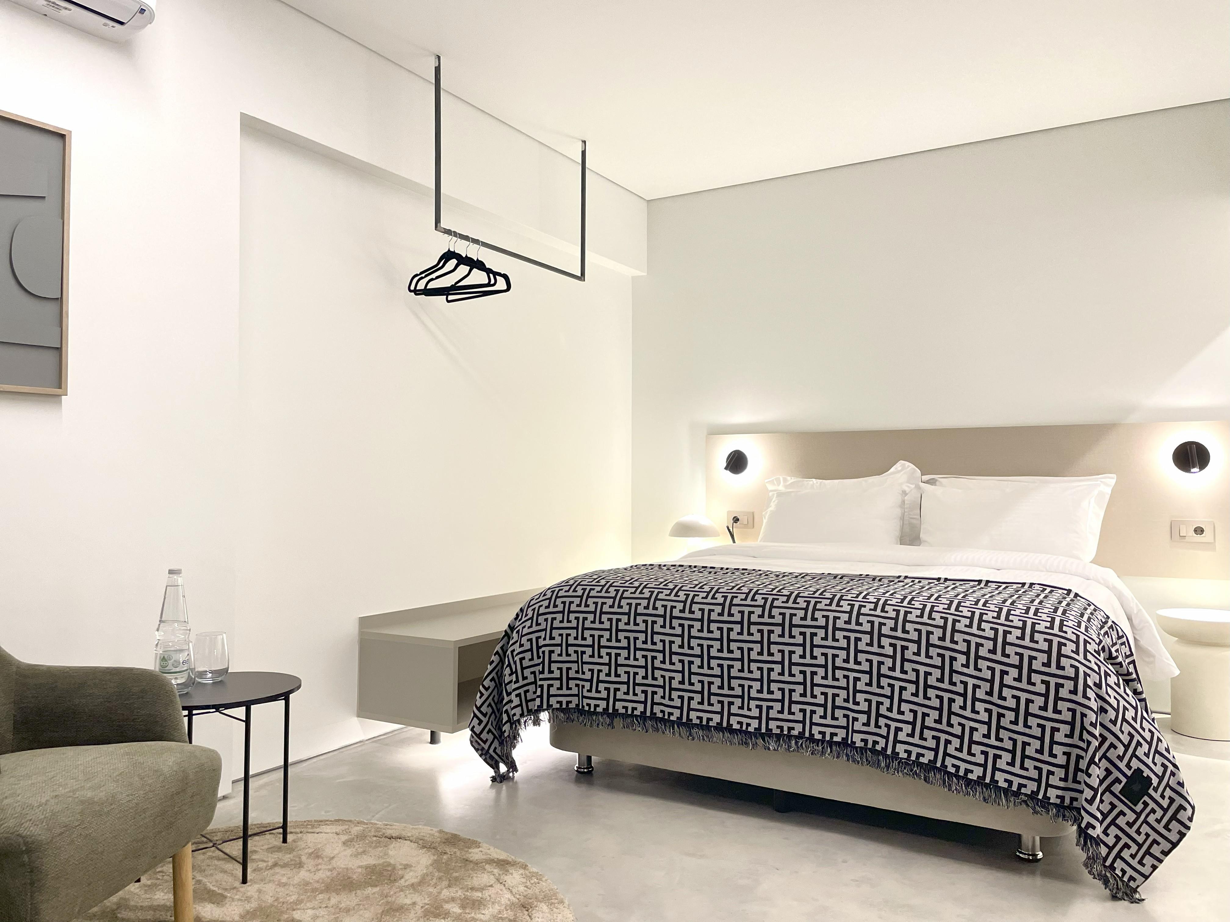 The Nixon Luxury Suites & Apartments