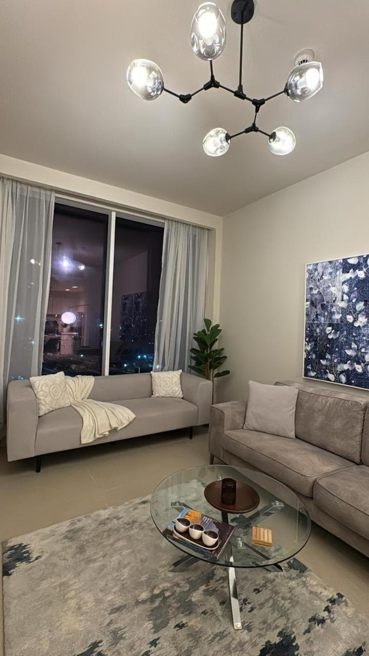 1bedroom Apartment with Stunning View Creek Harbour