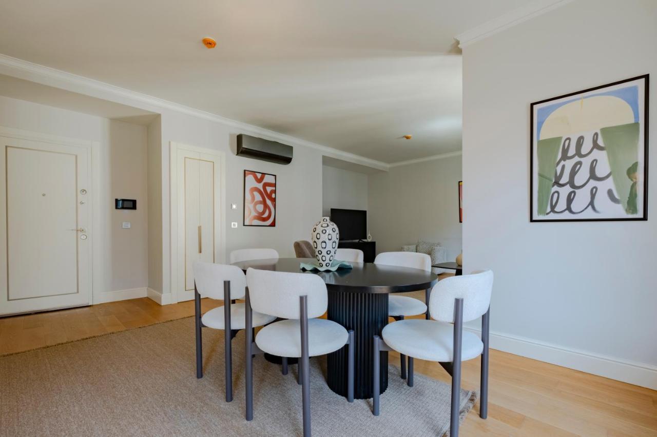 Spacious New-build Apartment With 3 Bedrooms & 2 Bathrooms, Minutes From Taksim Square