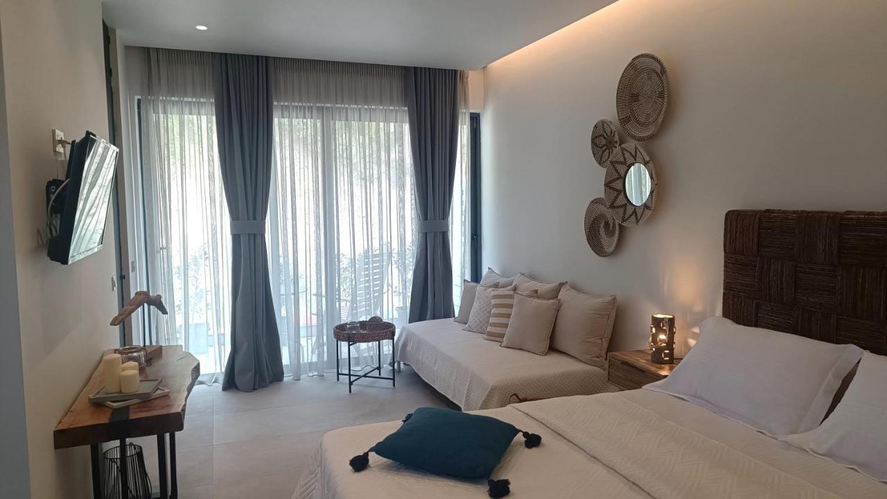 Anassa Studios