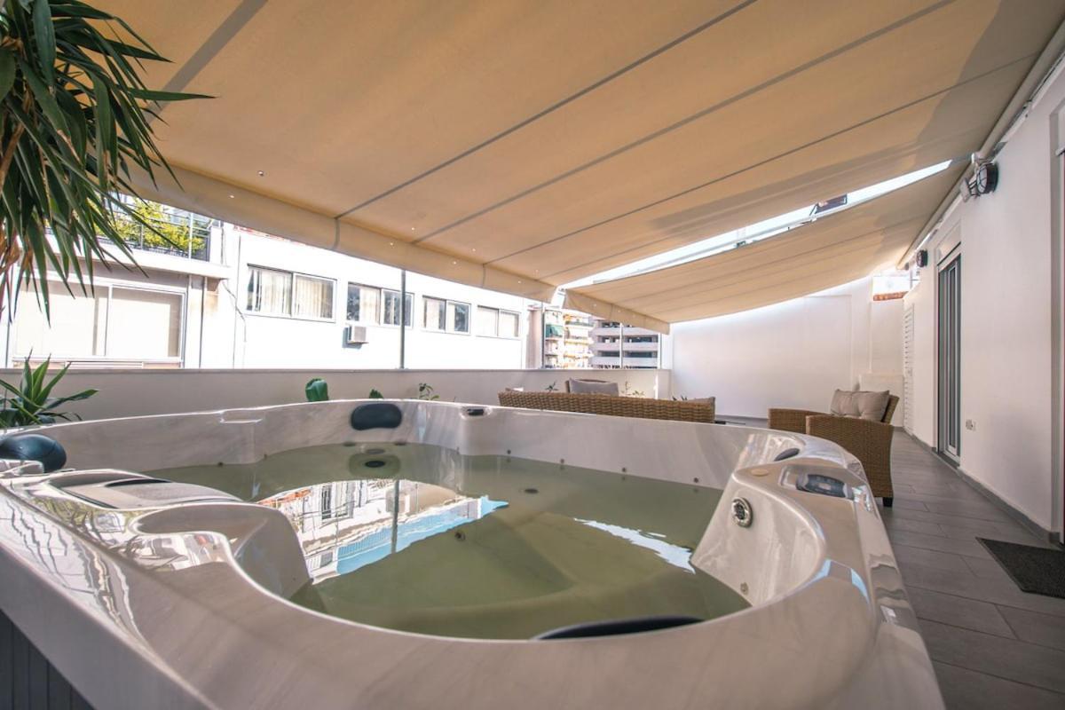 Citylife Urban Pulse With Jacuzzi